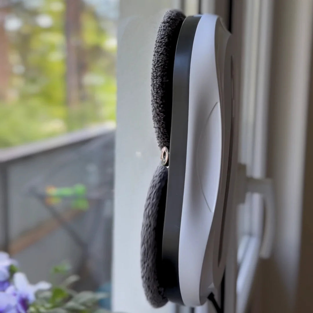 Window cleaning robot OVOX R8